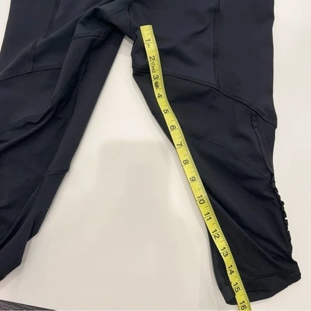 LuluLemon Black Crop Leggings Size 4